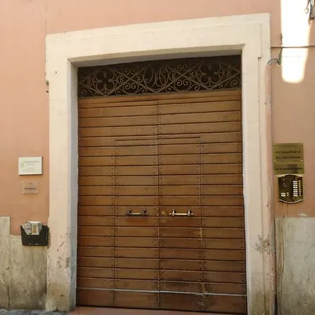 Wonderland House * Foligno