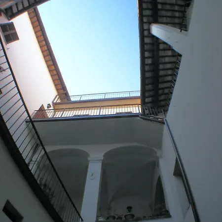 Wonderland House Foligno